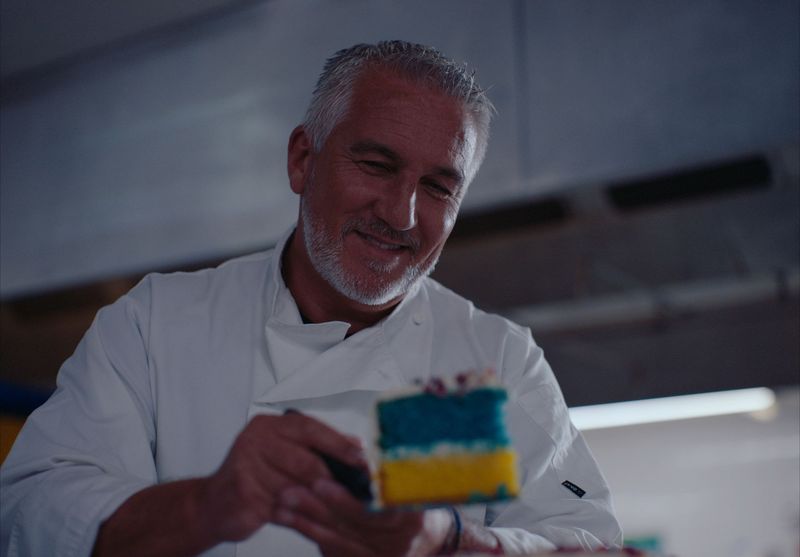 Baking extraordinaire, Paul Hollywood