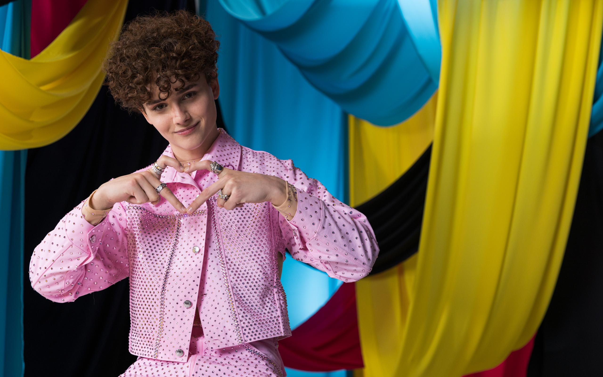 Reiley from Denmark in the Eurovision 2023 studio