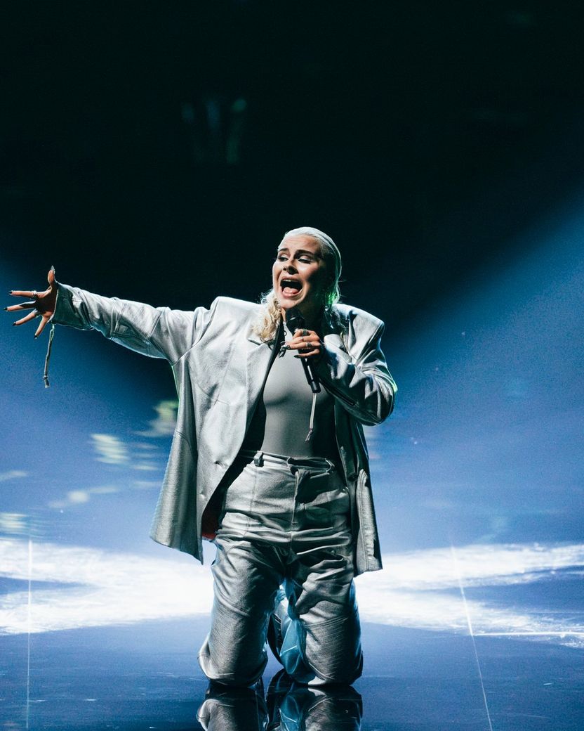 Diljá performing Power for Iceland at the Second Semi-Final at Liverpool Arena