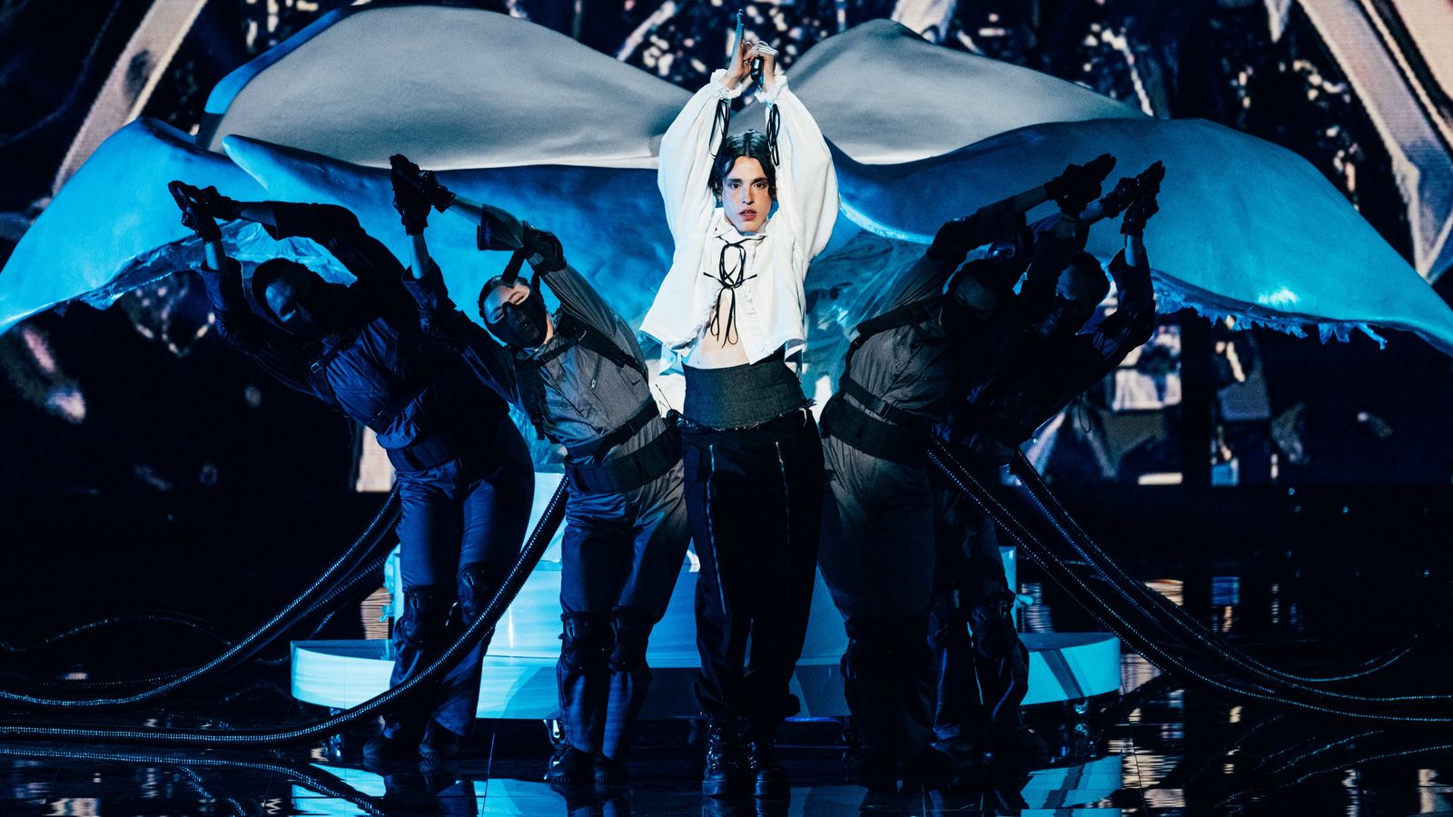 Luke Black performed Samo Mi Se Spava for Serbia at the Grand Final at Liverpool Arena