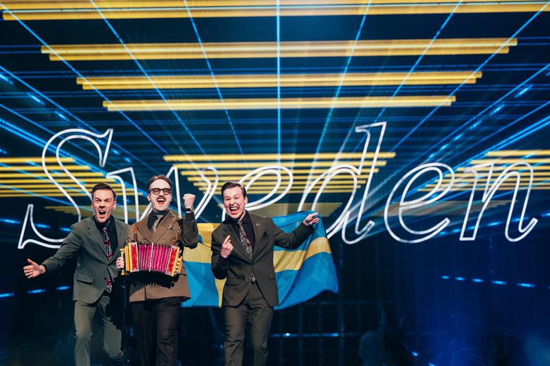 KAJ walked the Flag Parade for Sweden at St. Jakobshalle, Basel 2025