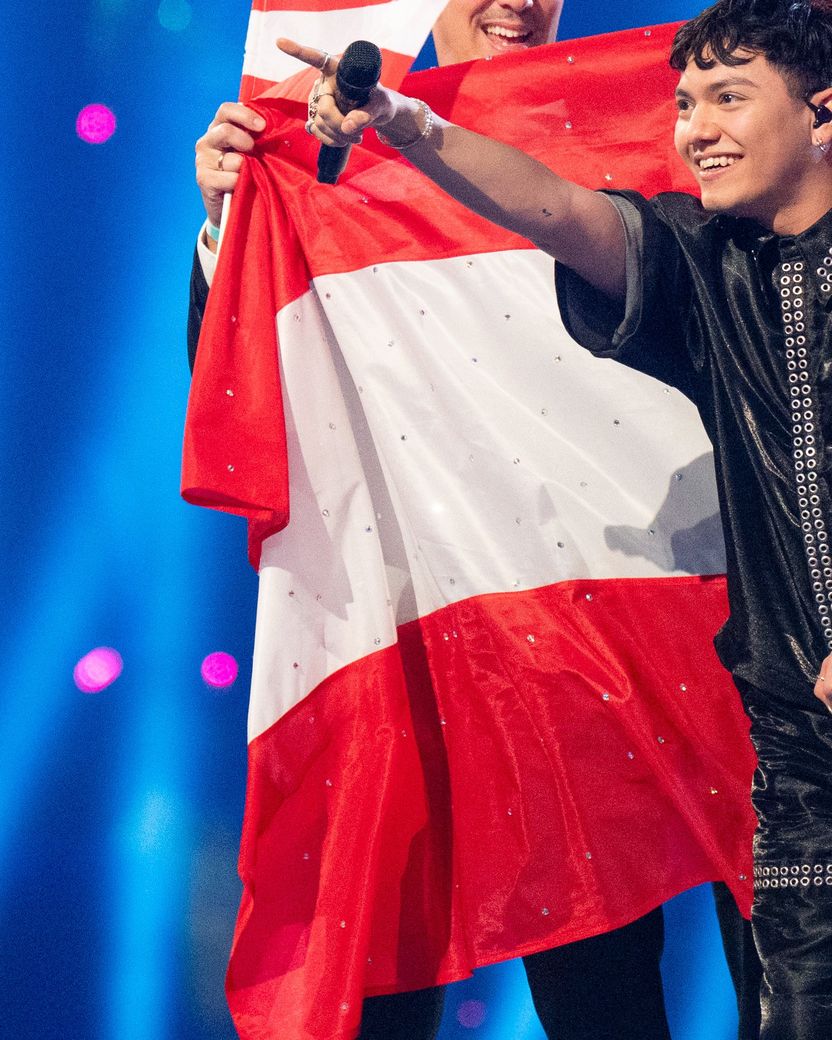 JJ wins the Eurovision Song Contest for Austria