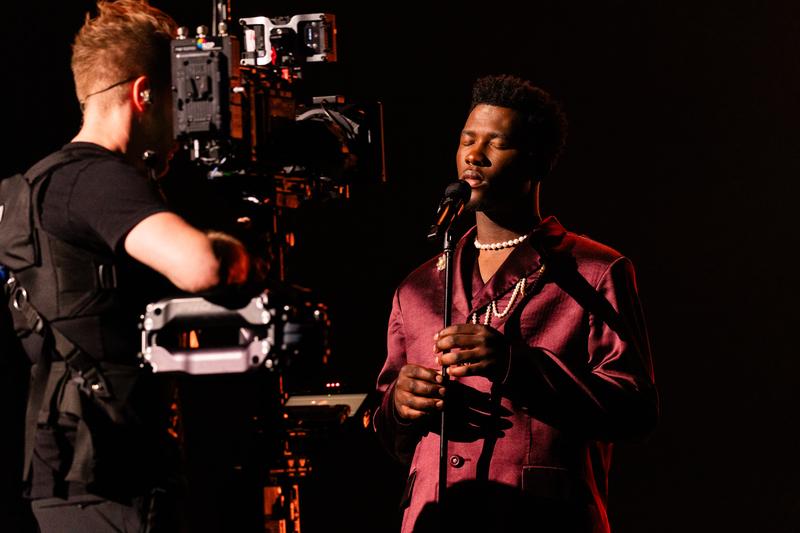 Claude rehearsing C'est La Vie for Netherlands at St. Jakobshalle