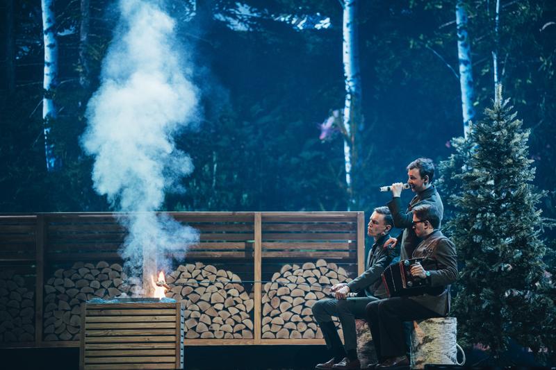 KAJ rehearsing Bara Bada Bastu for Sweden at St. Jakobshalle