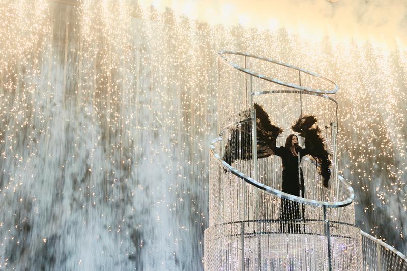 Yuval Raphael rehearsing New Day Will Rise for Israel at St. Jakobshalle