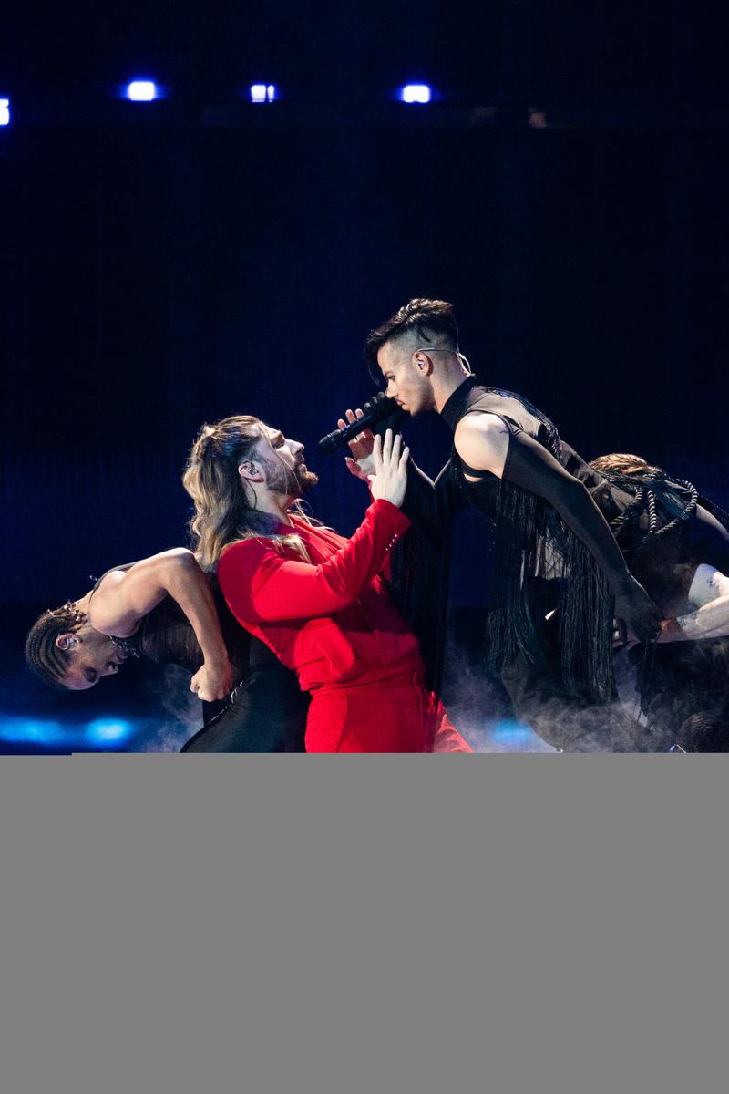 Princ rehearsing Mila for Serbia at St. Jakobshalle