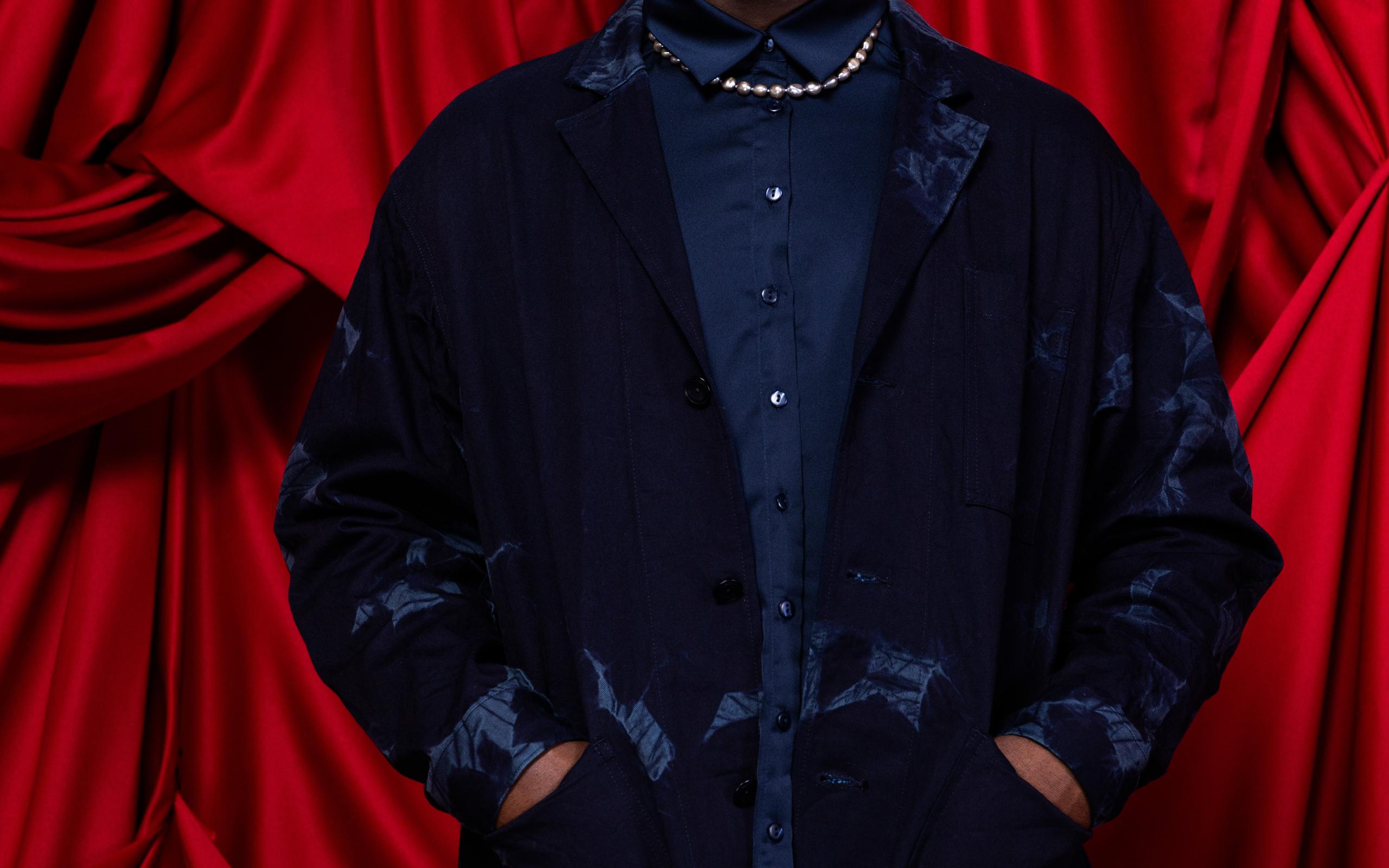 Claude representing Netherlands in the Official Portrait Studio at St. Jakobshalle 