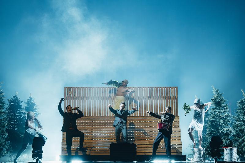 KAJ rehearsing Bara Bada Bastu for Sweden at St. Jakobshalle