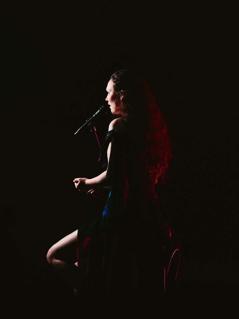 Zoë Më rehearsing Voyage for Switzerland at St. Jakobshalle