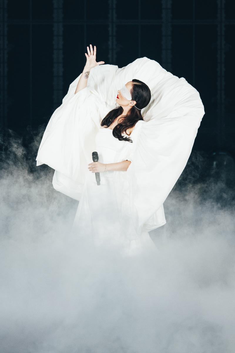 Nina Žižić rehearsing Dobrodošli for Montenegro at St. Jakobshalle 