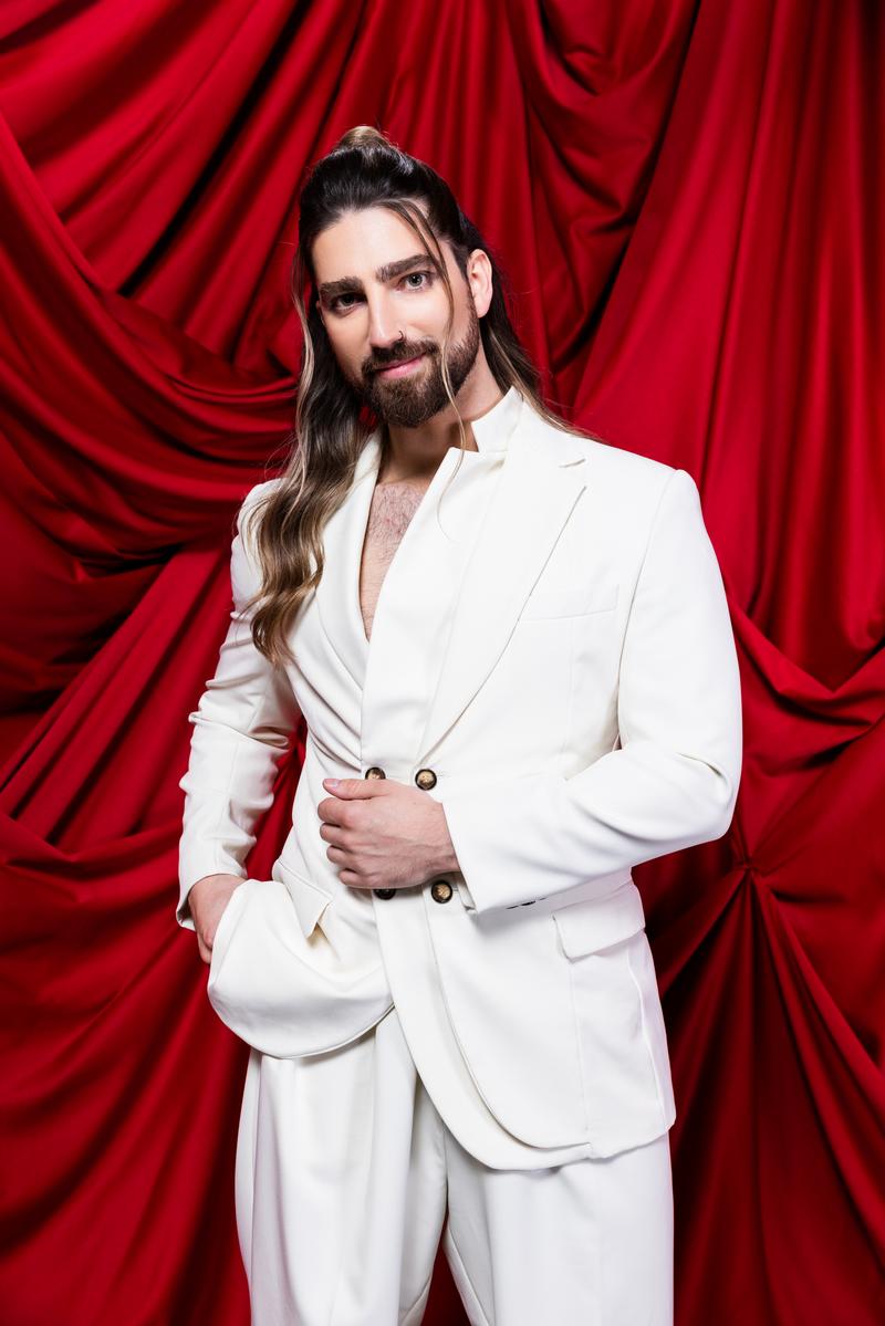 Princ representing Serbia in the Official Portrait Studio at St. Jakobshalle 
