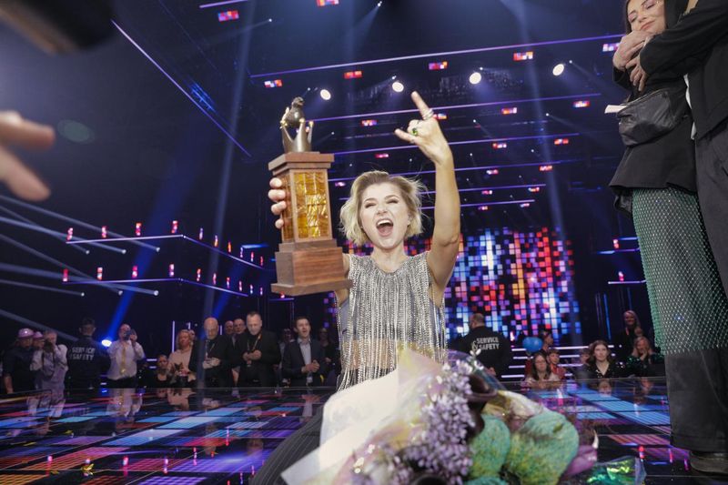 Cornelia Jaobs wins 'Melodifestivalen’ 2022