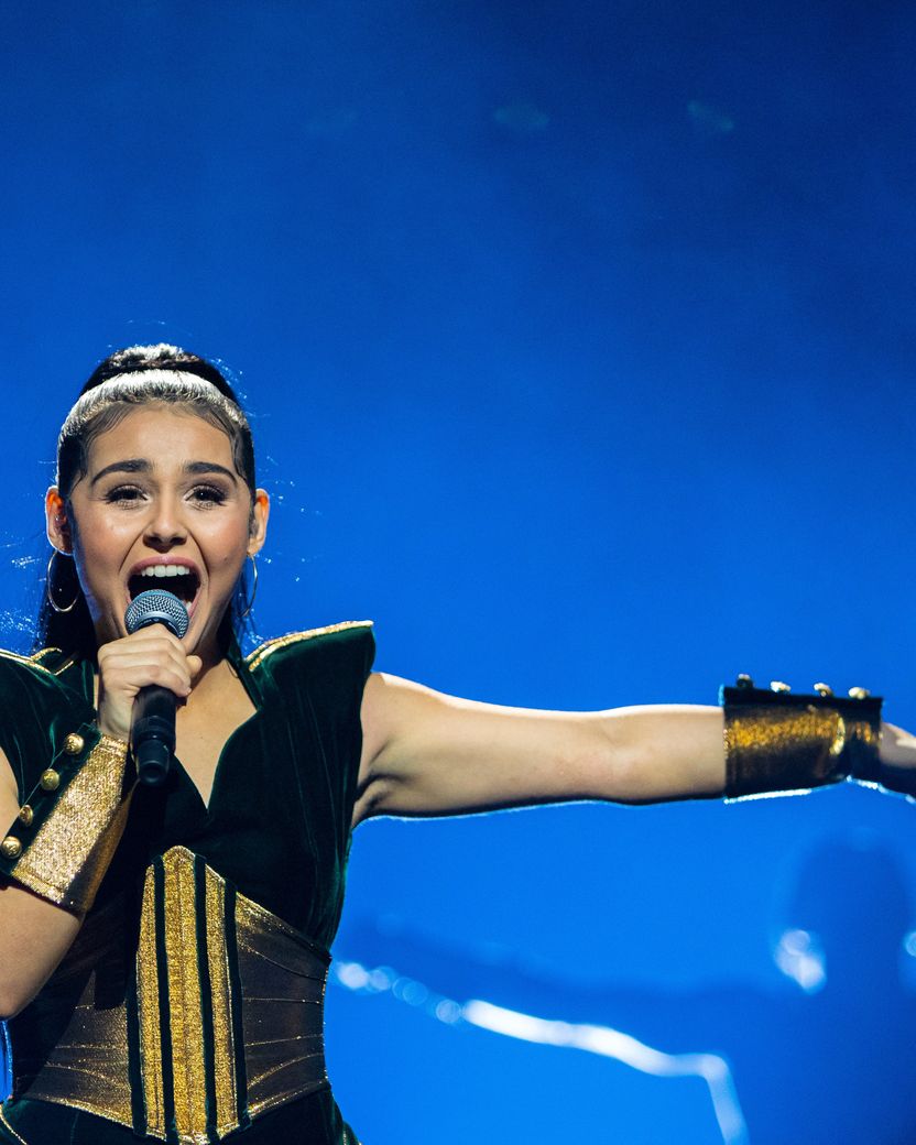 Alessandra performing at Melodi Grand Prix 2023