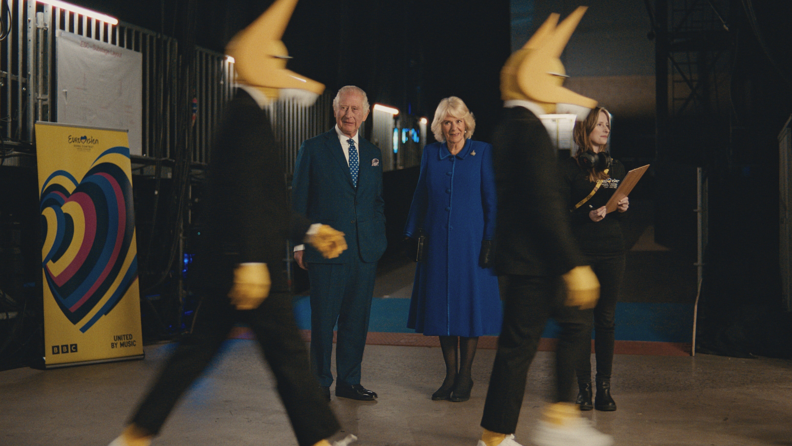 Their Majesties King Charles III and Queen Camilla meet Keith and Jim of Subwoolfer fame and notoriety.