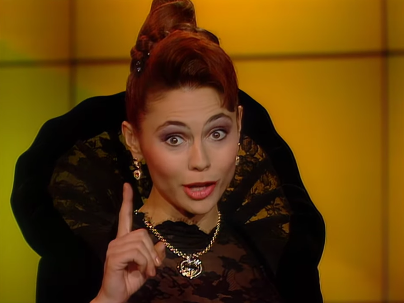 Where did host Lolita Morena place in the 1982 Miss Switzerland pageant? That's right - first!