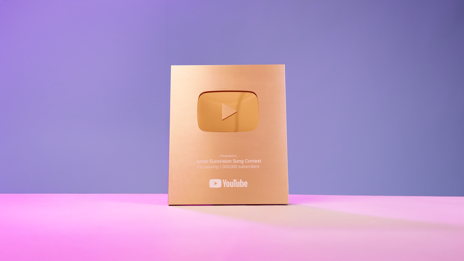 YouTube Subs Award (16x9)