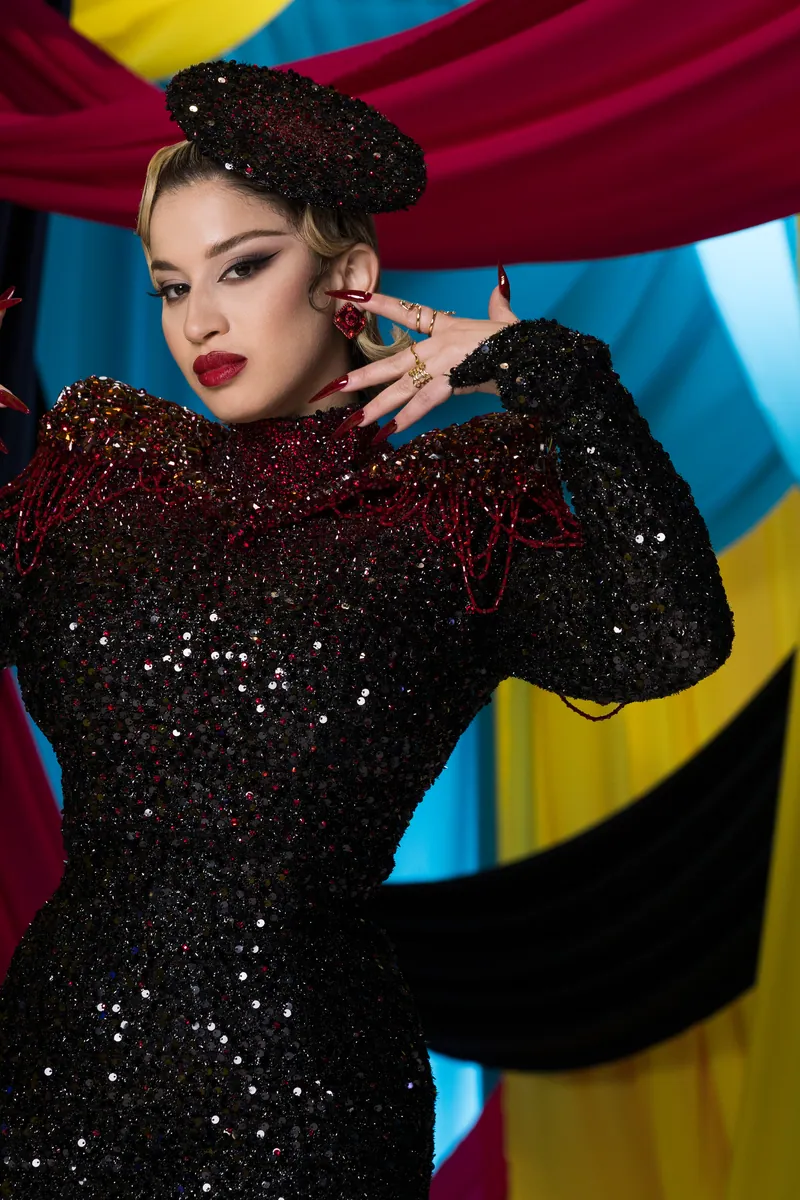 La Zarra from France in the Eurovision 2023 studio